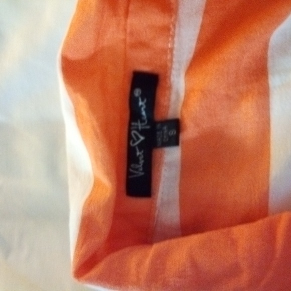 Cute, orange, short sleeve button up - Picture 3 of 3